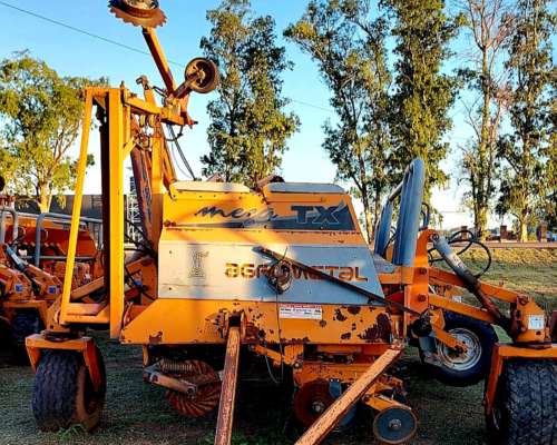 Sembradora Agrometal TX Mega 18-52 año 2004