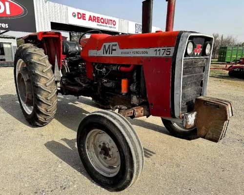 Tractor Massey Ferguson 1175 con Tres Puntos