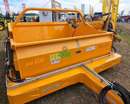 Pala de Arrastre Vial 600 con Cilindro y Manguera.grosspal