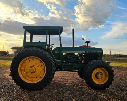 Tractor John Deere 3550 4X4