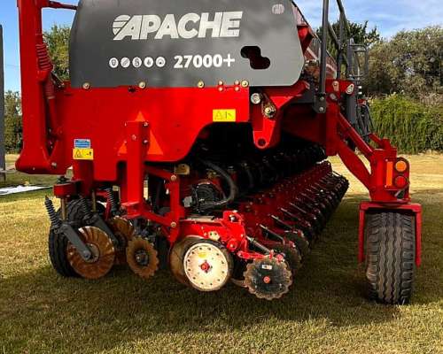 Sembradora Apache 27000+ con Precision Planting