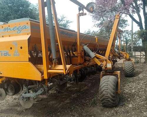 Sembradora Agrometal - TX Mega - de 16 a 52 - 2005