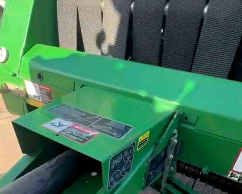 Rotoenfardadora John Deere 567 año 2002