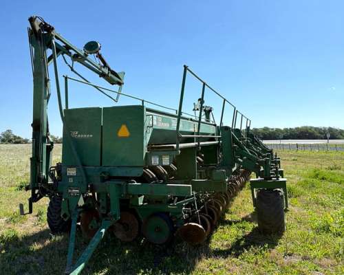 Sembradora Pierobon MIX 2b 7350 PH