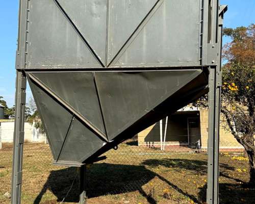 2 Tolvas 6000 Kg C/U