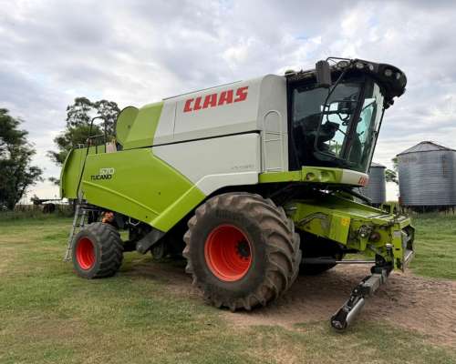 Claas Tucano 570 año 2016 con Plataforma Húngara