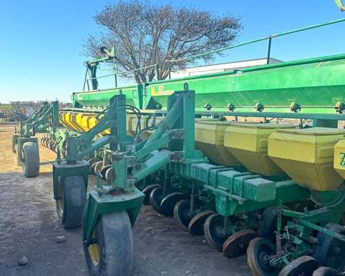 Sembradora Pierebon MIX 10880