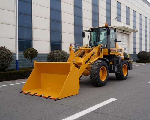 Pala Cargadora TK 938 - Peso OP: 5.500 Kg