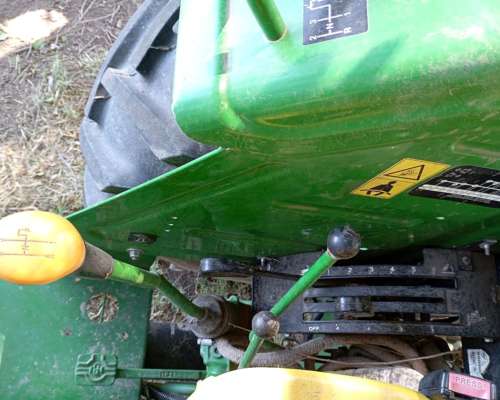 John Deere 5065 e 1000hs