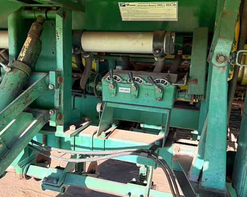 Sembradora Pierobon Neumática de 20 a 52