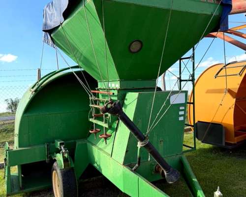 Quebradora Embolsadora Marca Tecno CAR