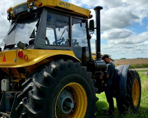 Tractor Pauny EVO 280 a año 2013.