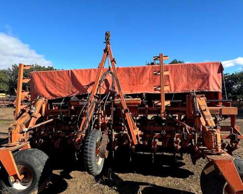 Sembradora Grano Fino Fercam 440