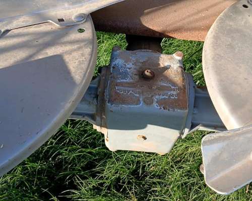 Fertilizadora de Arrastre Fertec Orgánica 9500