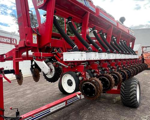Sembradora Monumental Autotrailer 12 Lineas a 52 CM. - 2017