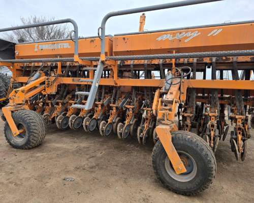 Agrometal MXY LL . de 31 a 21 CM. año 2014