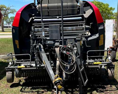 Rotoenfardadora Massey Ferguson RB 4180 V