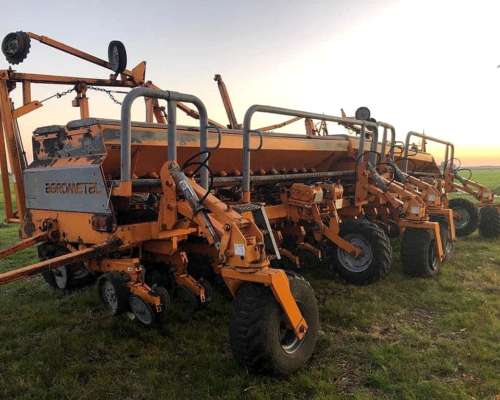Sembradora Agrometal con Fertilización Profunda