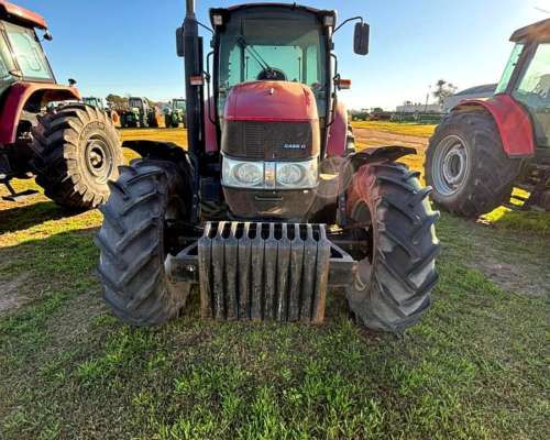 Tractor Case Farmall 130a. Mod 2015