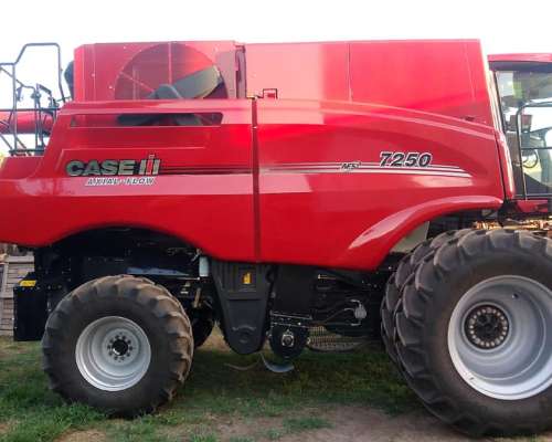 Cosechadora Case 7250 año 2022