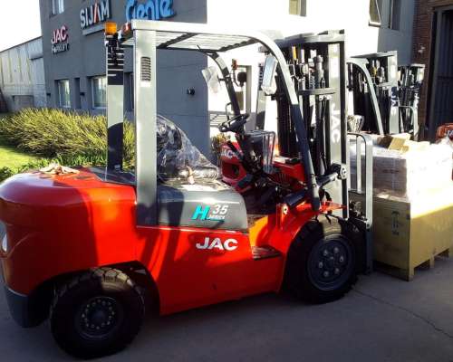 Autoelevador JAC 3 TN Motor Xinchai Diésel TT4500
