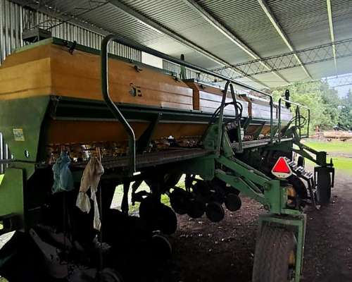 Fertilizadora Incorporadora Erca S R de 11 a 70