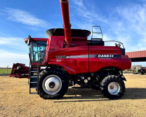 Cosechadora Case IH 7230 año 2018 con 1.900 Hs