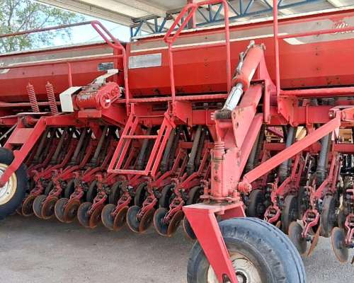 Sembradora Crucianelli Pionera 40 a 17.5