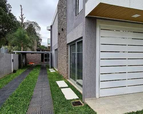 Se Vende Casa Nueva en Obera Misiones con Quincho, Piscina