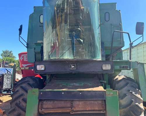 Cosechadora John Deere 1175 con Plataforma Soja Trigo