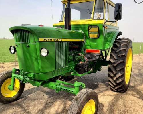 Tractor John Deere 2420