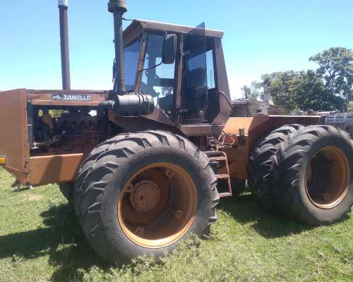 Zanello 4200 con Motor Jhon Deere