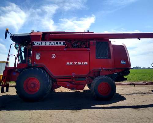 Cosechadora Vassalli 7510 4 WD 2015 5000 H Draper 35 Piloto