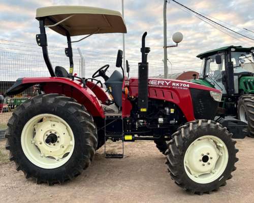 Tractor Agro Chery RK704 de 70 HP Chino Motor Perkins
