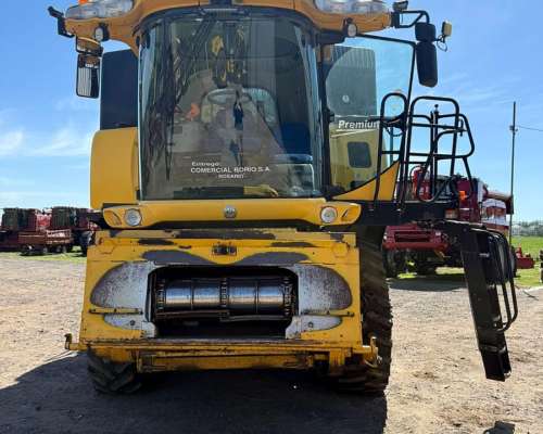 Cosechadora New Holland CR 9060
