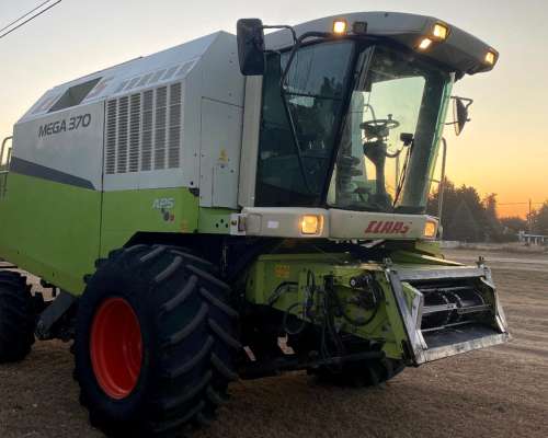 Cosechadora Claas Mega 370
