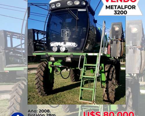 Pulverizadora Metalfor Multiple 3200.