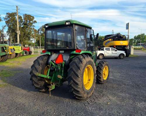 Tractor John Deere 5725