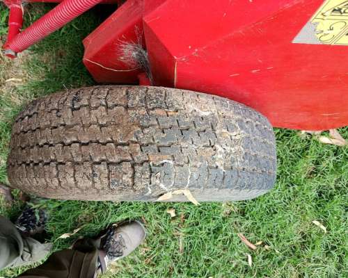 Rotoenfardadora Mainero 5820 en Buen Estado General