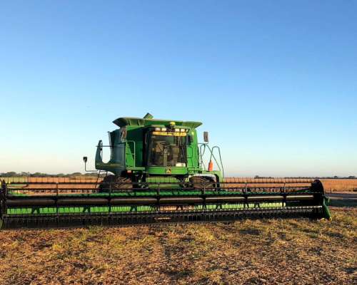 Cosechadora John Deere 9760 STS año 2004 + Drapper 35 Pies