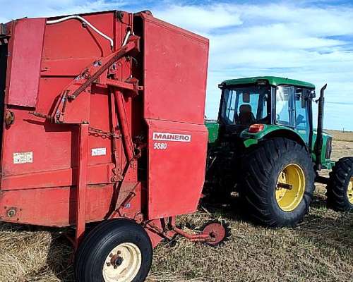 Rotoenfardadora Mainero 5880 año 2006
