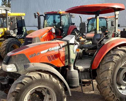 Tractor Case Farmall 100 JX