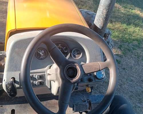 Tractor Valtra a 990 Linea Nueva con Techo
