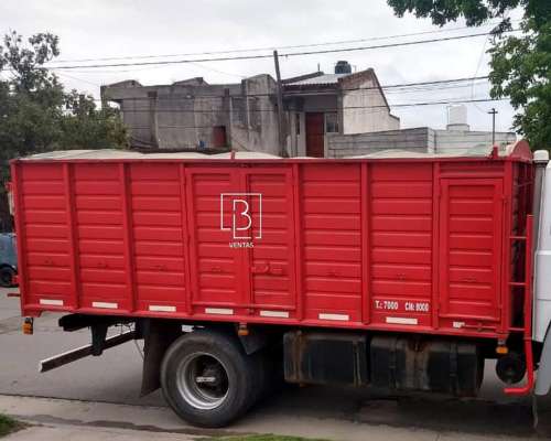 Carrocería Saturni con Cucheta