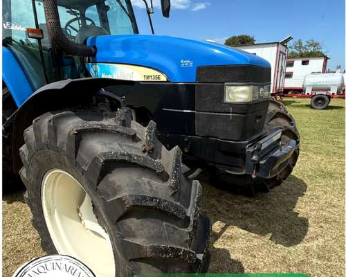 ✅tractor New Holland ➡️tm135,éxitos,año 2007,centro Cerrado