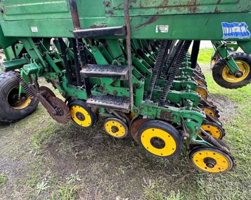 Sembradora Erca 25 a 17.5 Serie V.F