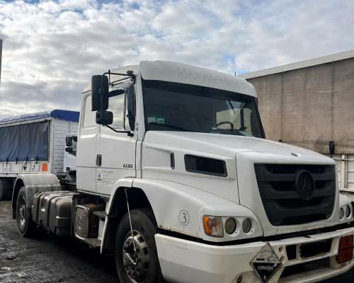 Camión Mercedes Benz 1735 2018