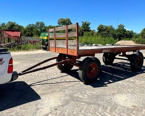 Acoplado Playo con Frente