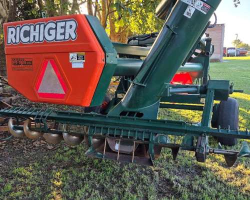 Extractora Richiger EA910 Usada