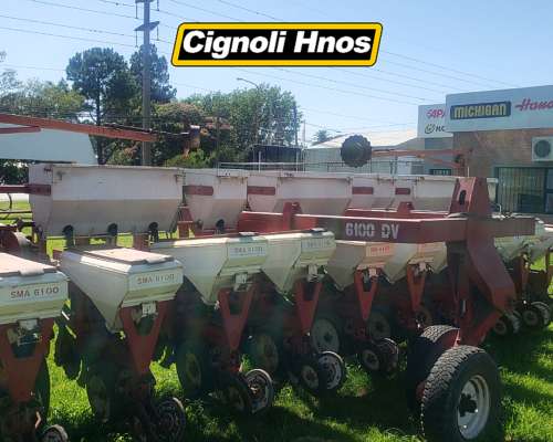 Sembradora Apache 6100, de 10 a 70 cm y Tiro de Punta